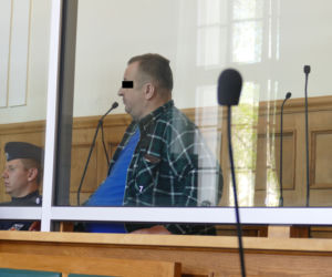 “Fałszywy ksiądz uśmiercał pacjentów”