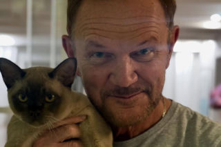 Cezary Pazura o szkolnych wywiadówkach. „Do tego, co mówi dziecko trzeba podejść krytycznie”