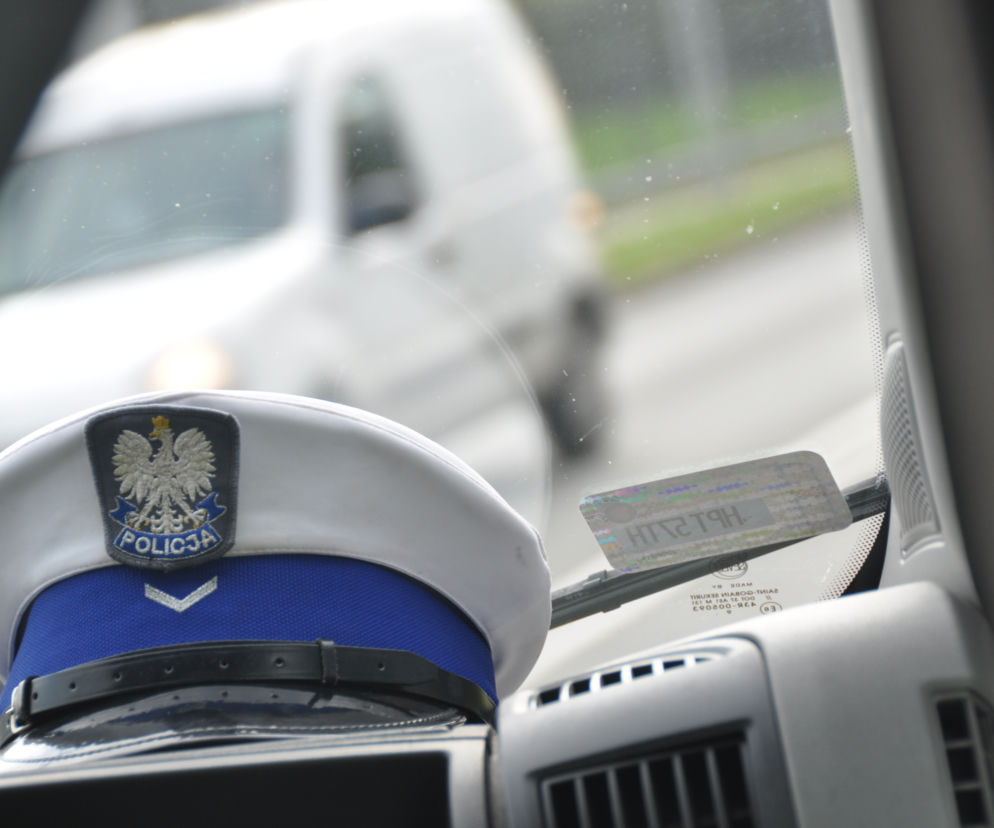 Wyprzedzał, gwałtownie hamował i stwarzał zagrożenie dla innych uczestników ruchu!