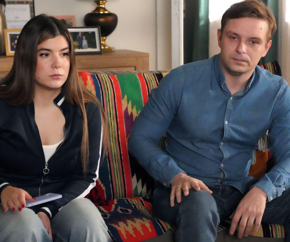 Barwy szczęścia, odc. 3333. Agata (Natalia Zambrzycka), Hubert (Marek Molak)