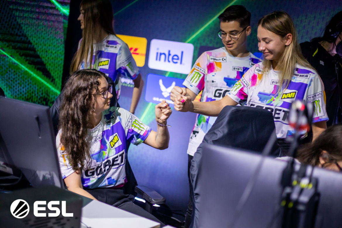 kobiety w e-sporcie