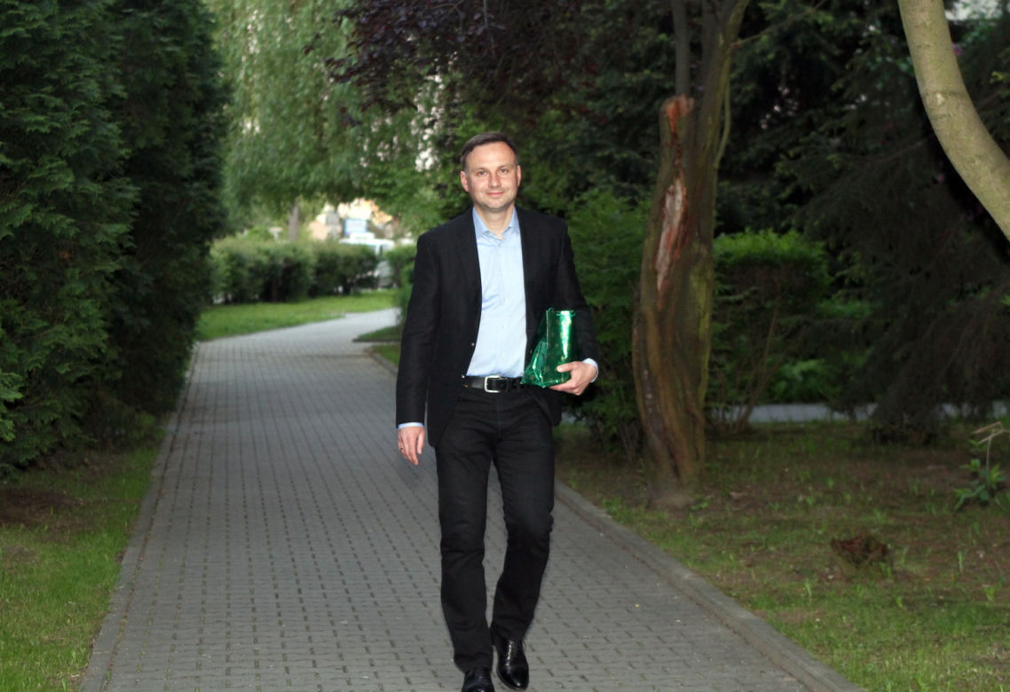 SAMOTNE URODZINY DUDY
