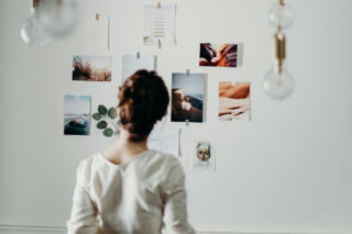 Chcesz osiągnąć cele? Stwórz tablicę marzeń, która poprowadzi Cię krok po kroku