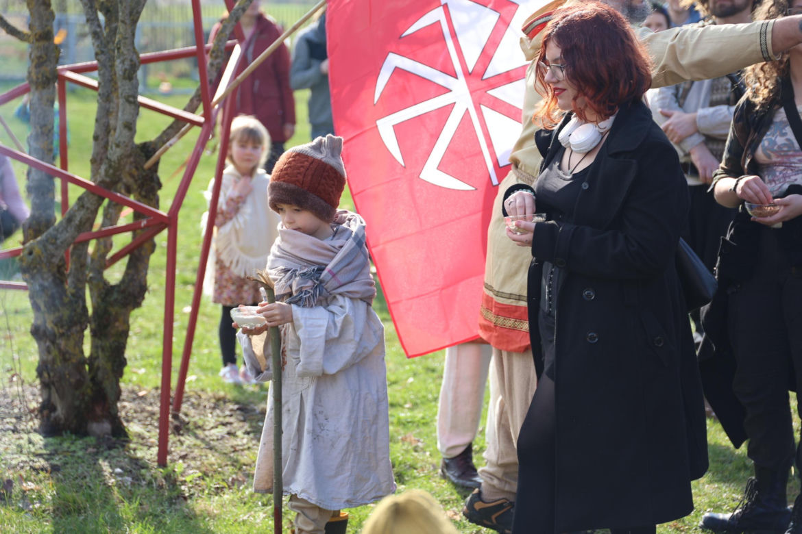 Jare Gody 2024 w Lublinie. Pożegnali zimę i przywitali wiosnę topieniem marzanny!