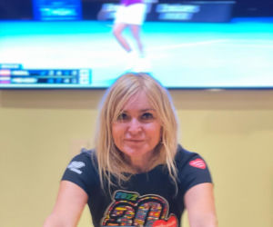 Monika Olejnik pokazała ramiona bez cenury, kontener polityka