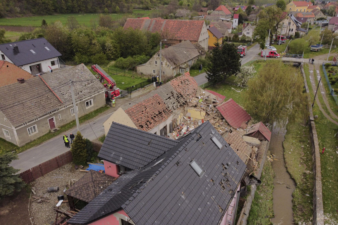 Gruzowisko zamiast domu. Straszny widok w Ożarach 
