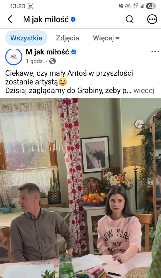M jak miłość po wakacjach. Paweł (Rafał Mroczek), Basia (Karina Woźniak) na planie
