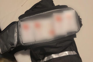 Policja rozbiła grupę handlującą lekami opioidowymi. Cztery młode kobiety nie żyją. Wśród zatrzymanych jest lekarz