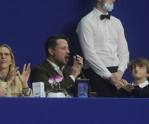 Rafał Trzaskowski  z rodziną na zawodach jeździeckich na Torwarze