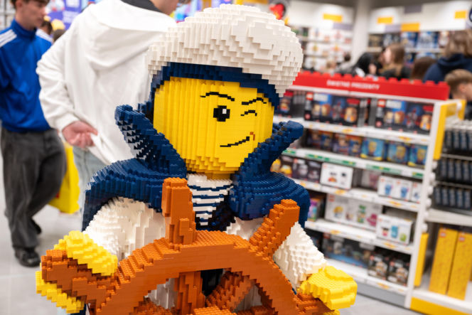 LEGO