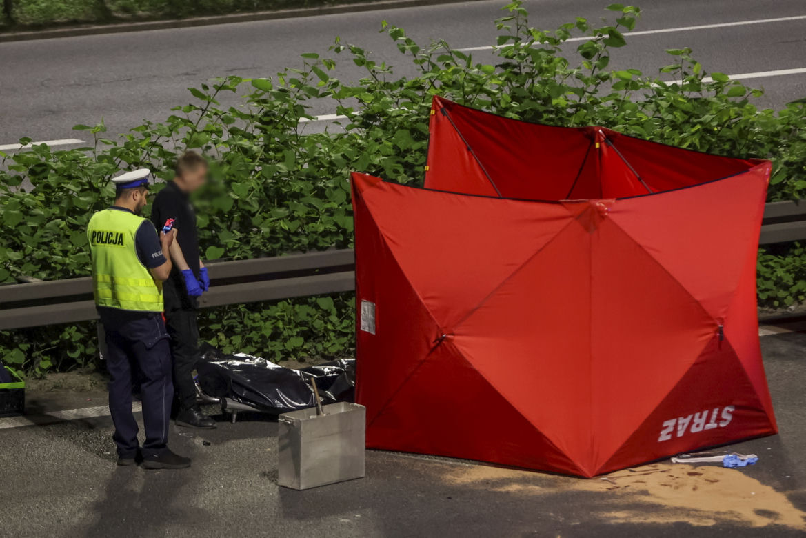 Katowice. Śmiertelny wypadek na autostradzie A4. Potworna kraksa z ciężarówką