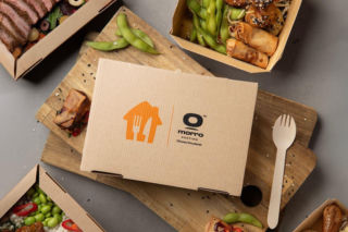 Pyszne.pl wprowadza zrównoważone opakowania w Polsce z pierwszymi na świecie pudełkami na wynos wykonanymi z białka roślinnego