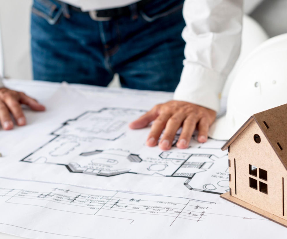 Zmiana zaczyna się od wyboru. Polacy z coraz większą wiedzą, ale nadal potrzebują wsparcia w podejmowaniu decyzji budowlanych [RAPORT]