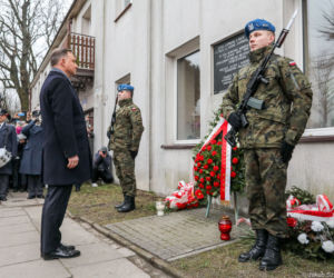Prezydent Andrzej Duda w Końskich. Podpisał WAŻNĄ ustawę! [ZDJĘCIA]