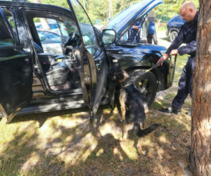 Warszawa. 23-latka szukała pracy, została uwięziona przez czterech mężczyzn