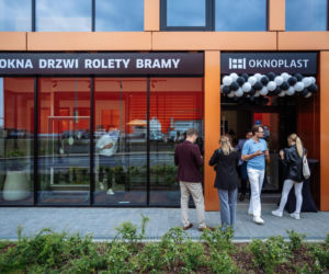 POWER UP w praktyce: Pol-Mach i OKNOPLAST rozwijają standardy obsługi inwestora
