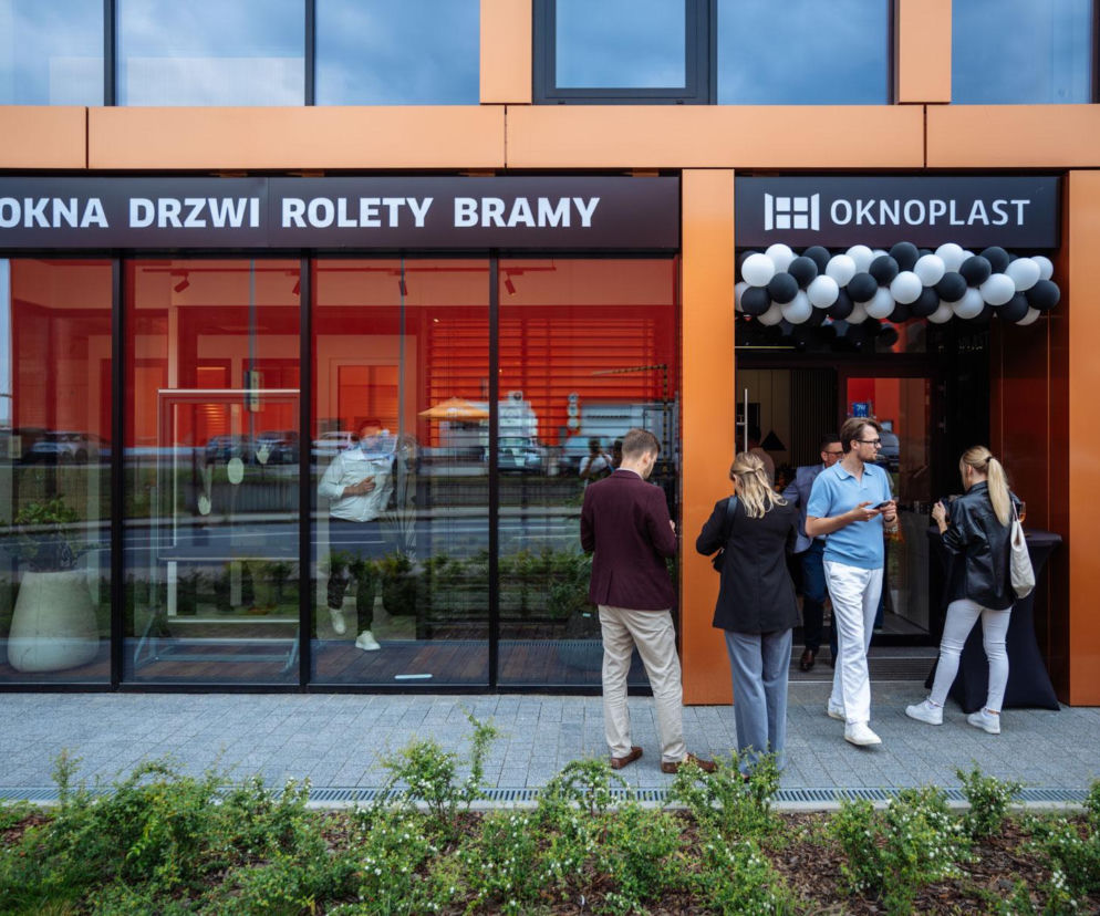 POWER UP w praktyce: Pol-Mach i OKNOPLAST rozwijają standardy obsługi inwestora