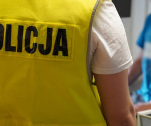Łomża. Czteroosobowa szajka okradała sklepy