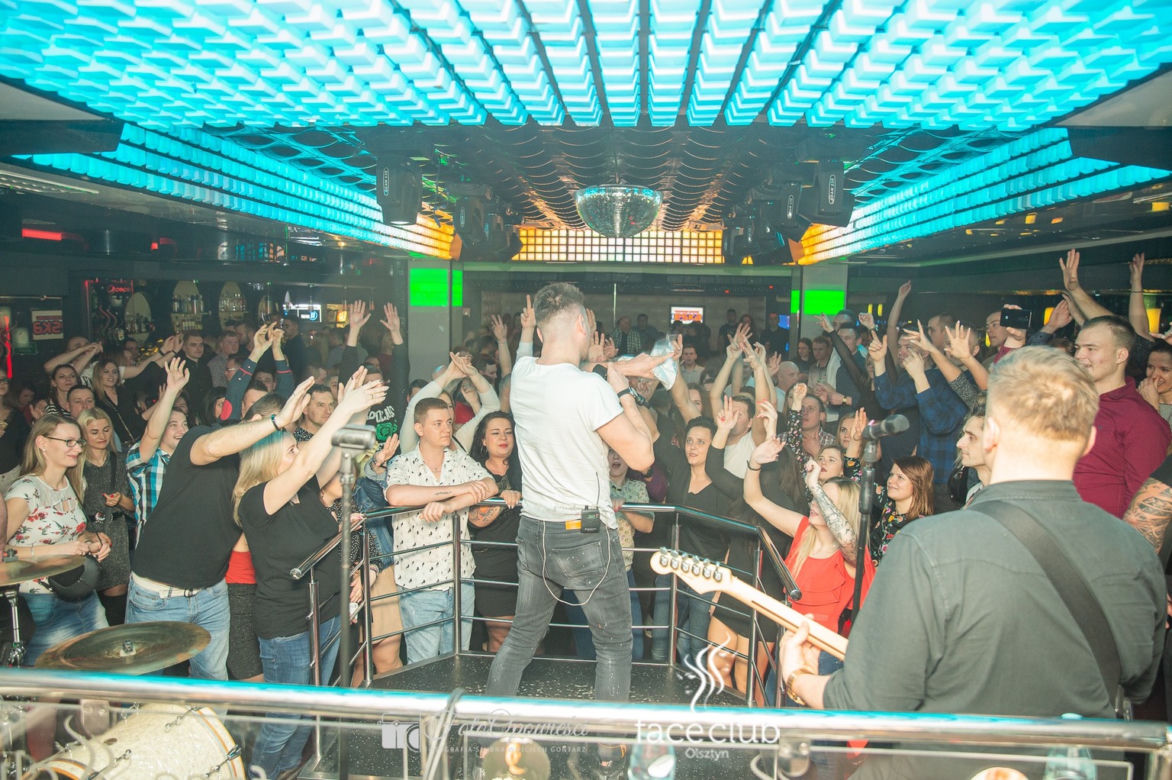 Dyskoteka w Face Club Olsztyn. Tańczyli z Power Play i Menelaosem