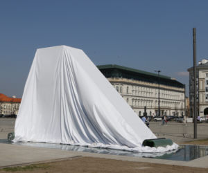 KRZYŻ POWRACA.