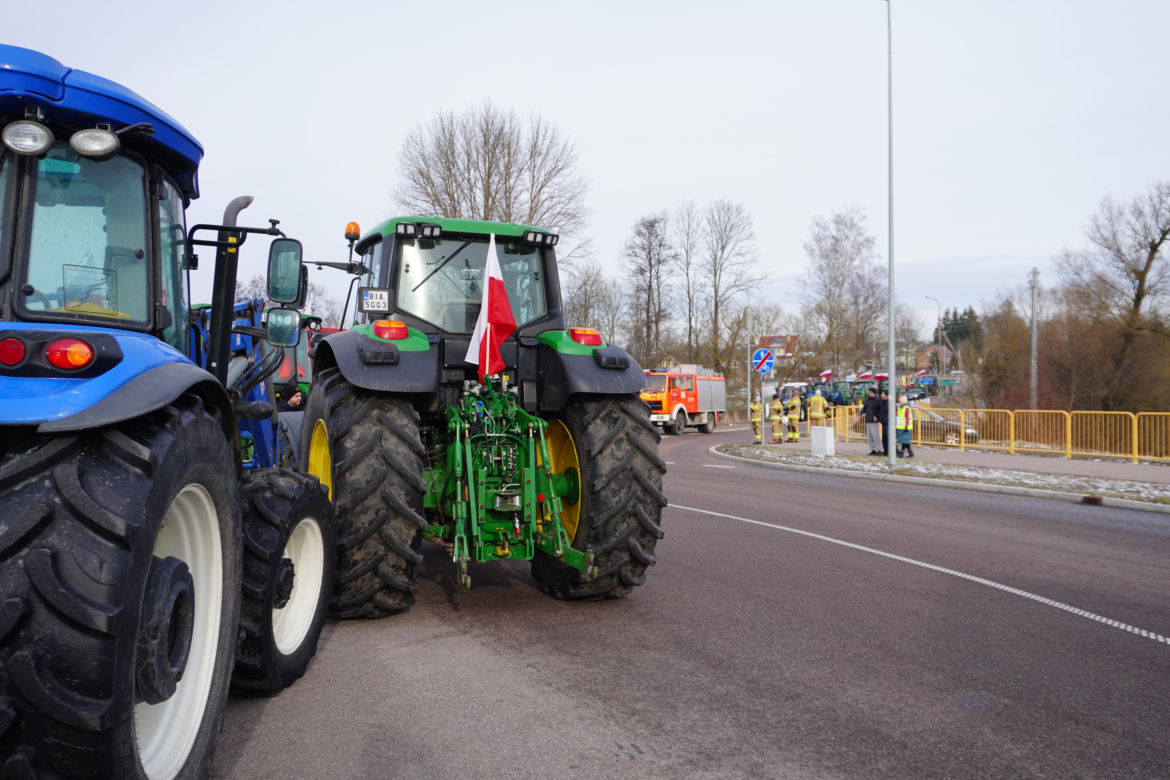 Protest rolników w Podlaskiem. Ciągniki blokują drogi w całym województwie! 