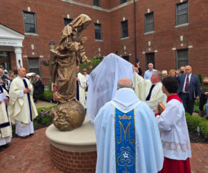 Pomnik św. Maksymiliana Marii Kolbego odsłonięty w Marytown w  Libertyville, IL