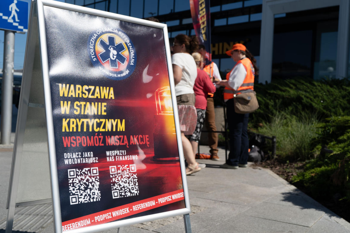 Referendum przeciw Trzaskowskiemu ruszyło. Jedni podpisują, inni mówią: „To kompletna bzdura”