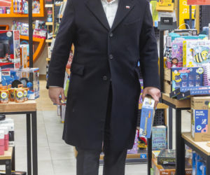 Sławomir Mentzen na zakupach w galerii