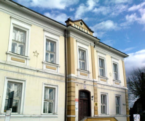 To miasto w Małopolsce ma jeden z najpiękniejszych rynków. Leży w sąsiedztwie Krakowa, jeszcze w PRL-u było wsią