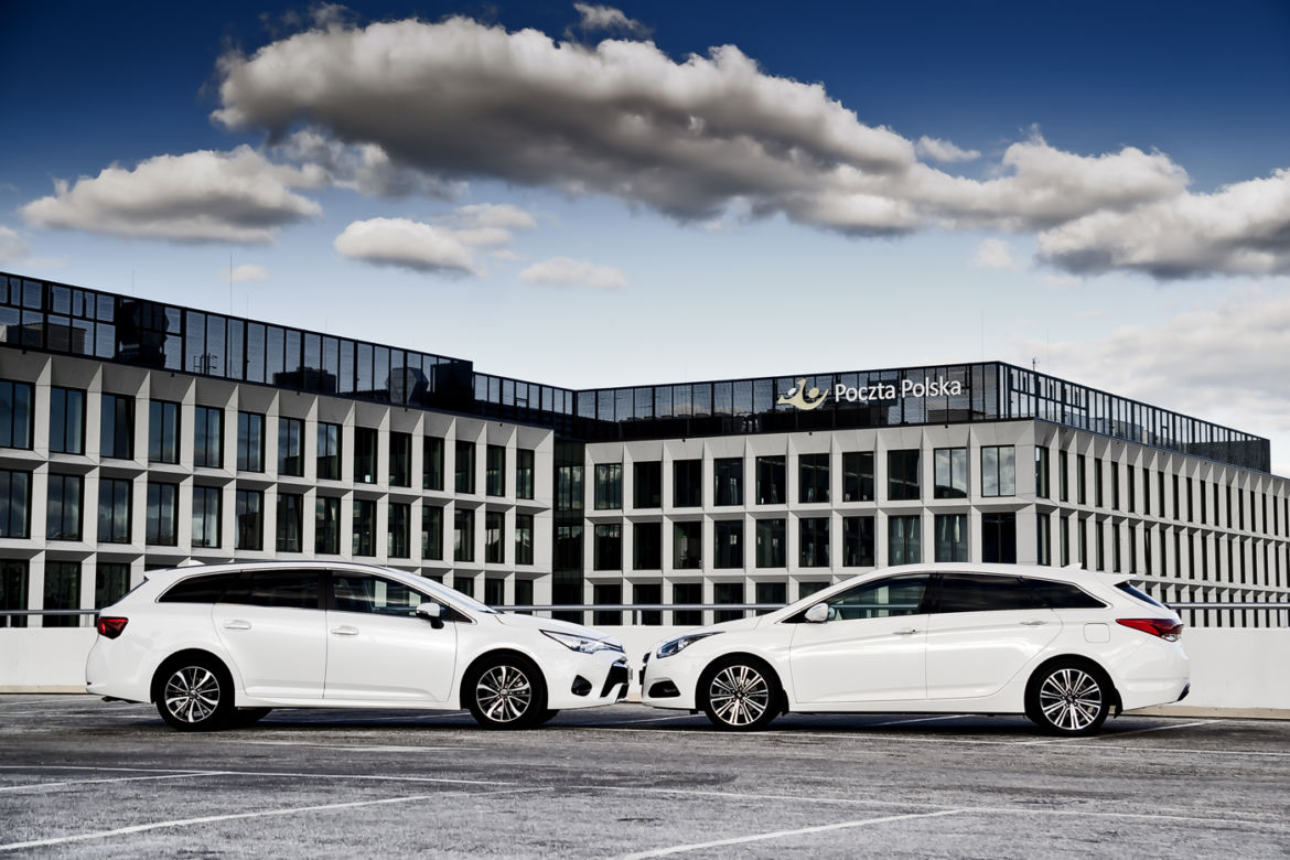 Hyundai i40 Wagon 1.7 CRDI  vs. Toyota Avensis Touring Sports 2.0 D-4D