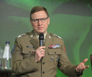 Konferencja Portalu Obronnego „Odporność cyfrowa i informacyjna Polski. Wyzwania w dobie wojny hybrydowej. Drugi panel