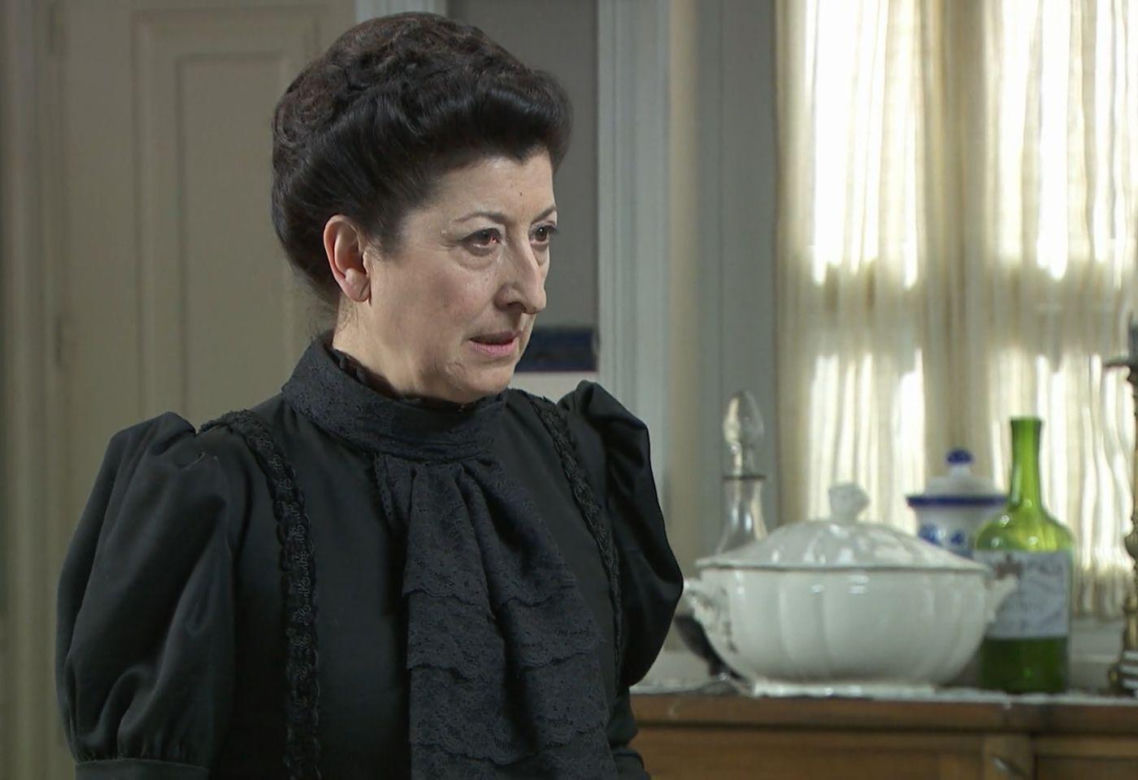 "Akacjowa 38", odcinek 823: Fabiana rozpoczyna kampanię oszczerstw, by zniszczyć Carmen