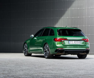 Audi RS4 Avant B9 2.9 TFSI V6 450 KM Tiptronic quattro
