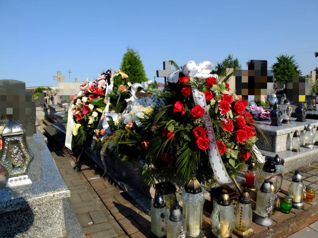 Jechali skuterem na zakupy. Małżeństwo 80-latków zginęło na miejscu. "Żyli razem, umarli razem"