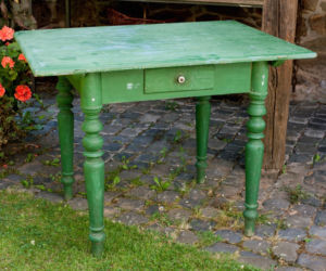 Biurko w stylu vintage malowanie mebli