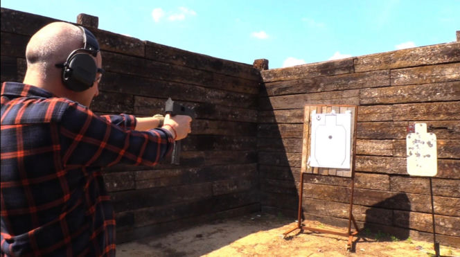 Pistolet maszynowy INGRAM MAC 11