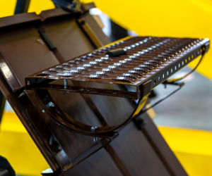 Akcesoria dachowe: bariery przeciwśnieżne, stopnie, ławy kominiarskie