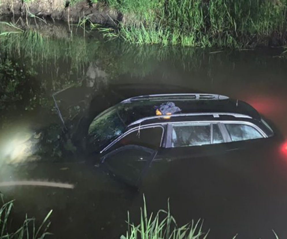Kierowca BMW wpadł do rzeki. Zabrakło mu wyobraźni