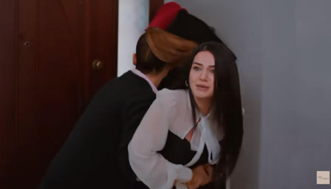 Miłość i nadzieja odc. 348. Bahar, Yildiz