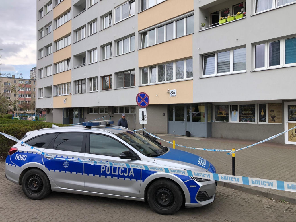 Działania służb w bloku przy ul. Gajowickiej
