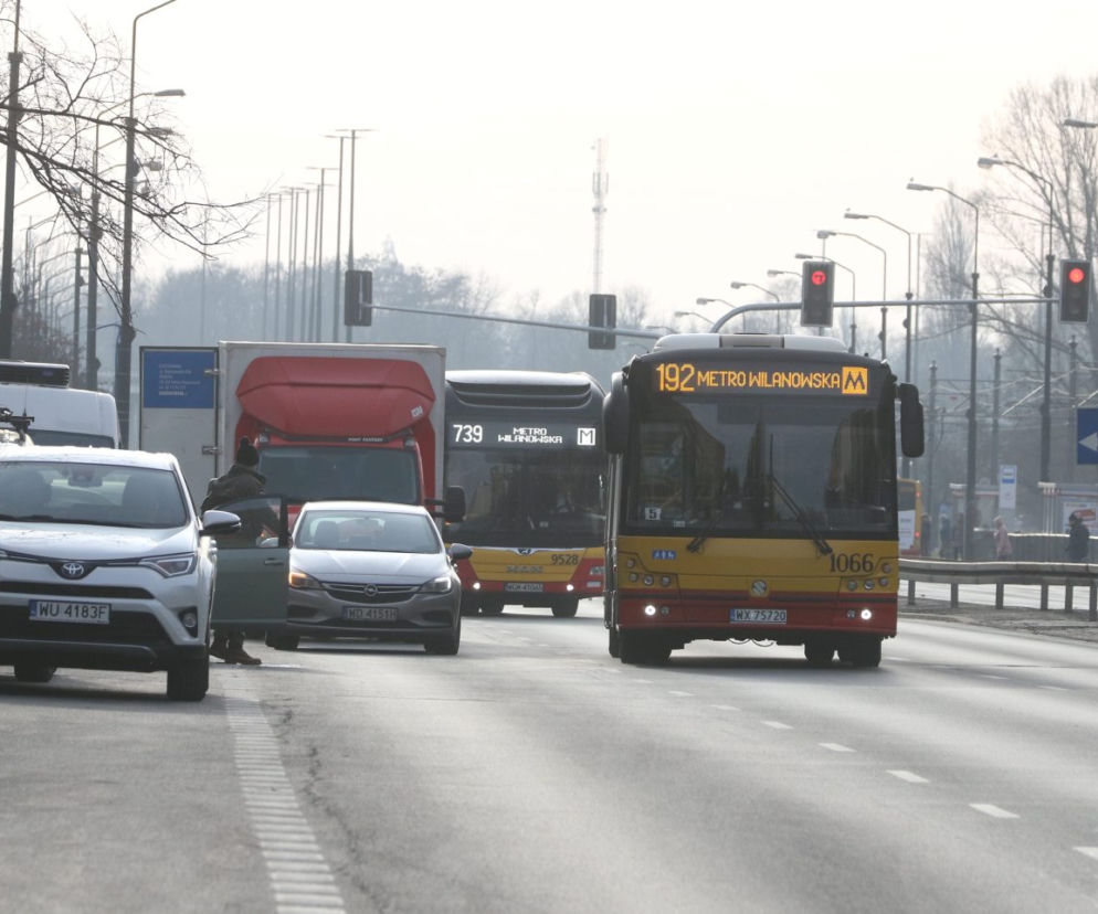 Nowe buspasy w Warszawie 