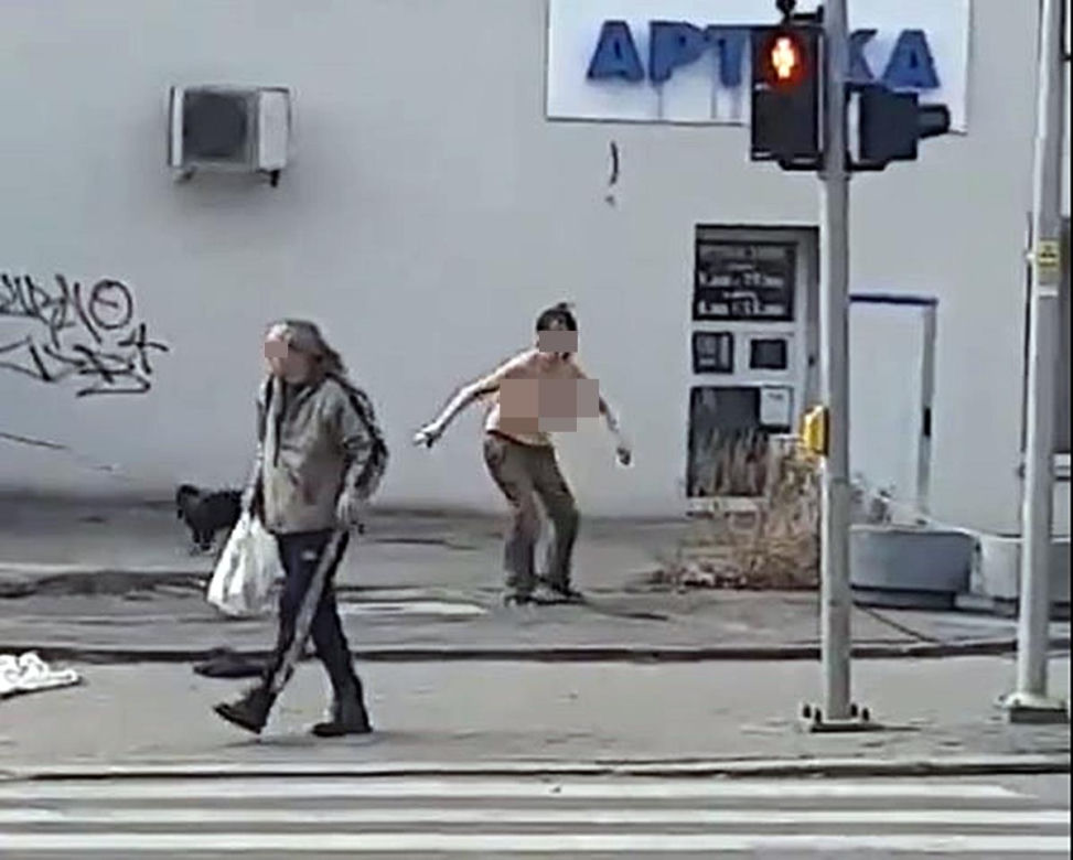 Awantura w centrum Opola z rozebrana kobietą
