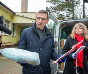 Dostawa środków ochronnych z partnerskiego miasta Weifang