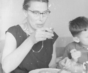 Wielkanoc w gronie rodzin Tuszko i Ciasiów (1960) 
