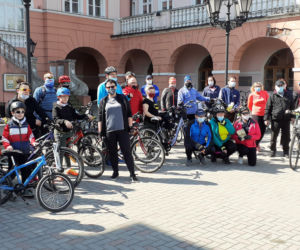 Rowerzyści najechali Szymbark. Kolejna wycieczka Iławskiej Gwardii Rowerowej