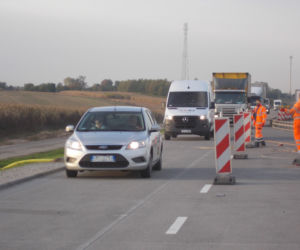 Na autostradzie A1 oddano do użytku kierowców kolejne kilometry drogi. Praca wre. Zobaczcie [ZDJĘCIA, WIDEO]