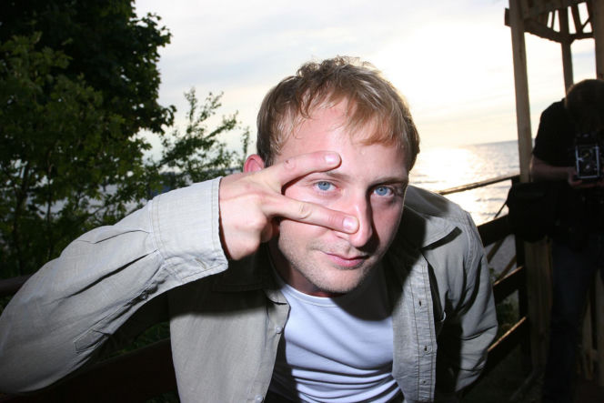 Borys Szyc kiedyś i dziś. Tak wyglądała jego droga na szczyt polskiego kina