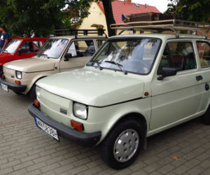 Zlot zabytkowych samochodów