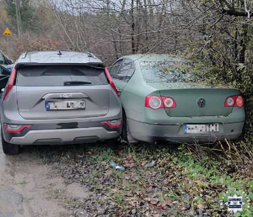 Pościg w Skarżysku-Kamiennej. Uciekał kradzionym Volkswagenem, uderzył w radiowóz i miał narkotyki