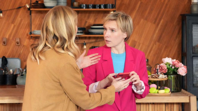 Barwy szczęścia odc. 3268. Sonia (Weronika Nockowska), Dominika (Karolina Chapko)